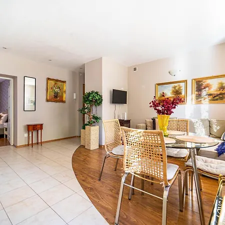 Grenadierow Praga * Varšava