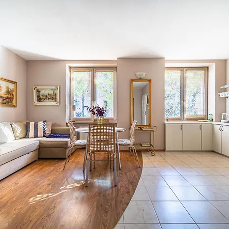 Apartmán Grenadierow Praga